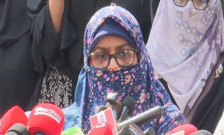 নারী ও শিশু নির্যাতনের প্রতিবাদে জামায়াতের মহিলা বিভাগের মানববন্ধন