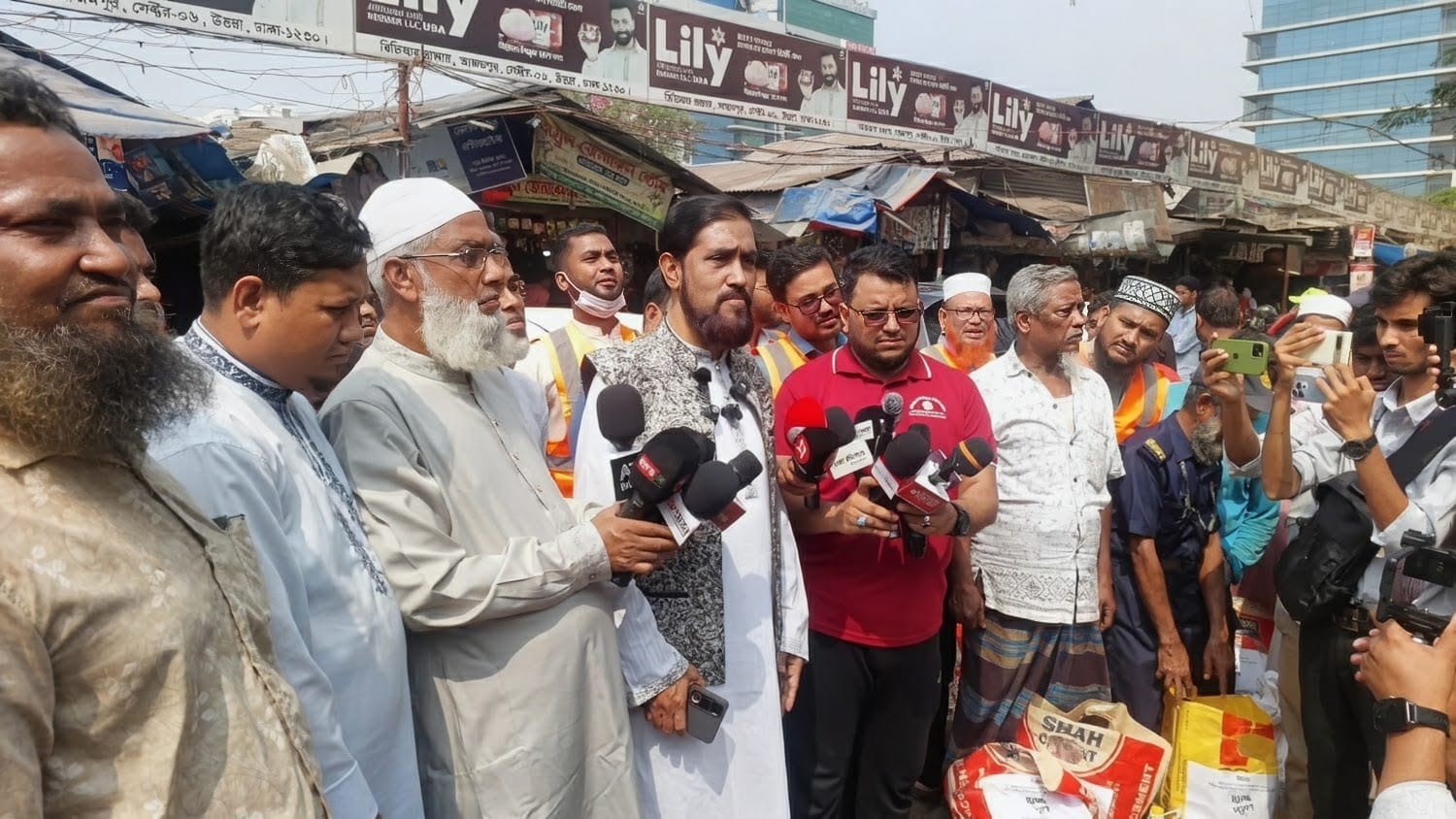 উত্তরায় অসহায়দের জন্য জামায়াতের ‘ইচ্ছেপূরণ’ কর্মসূচি