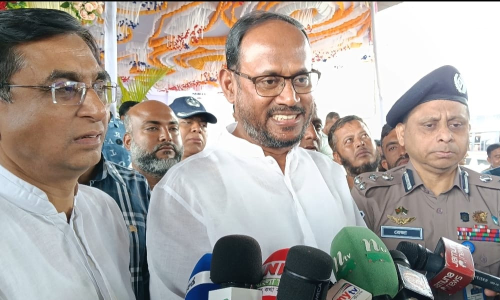 প্রধানমন্ত্রীর নির্দেশে পুলিশের পাশাপাশি দলীয় নেতাকর্মীরা কাজ করছে: টুকু