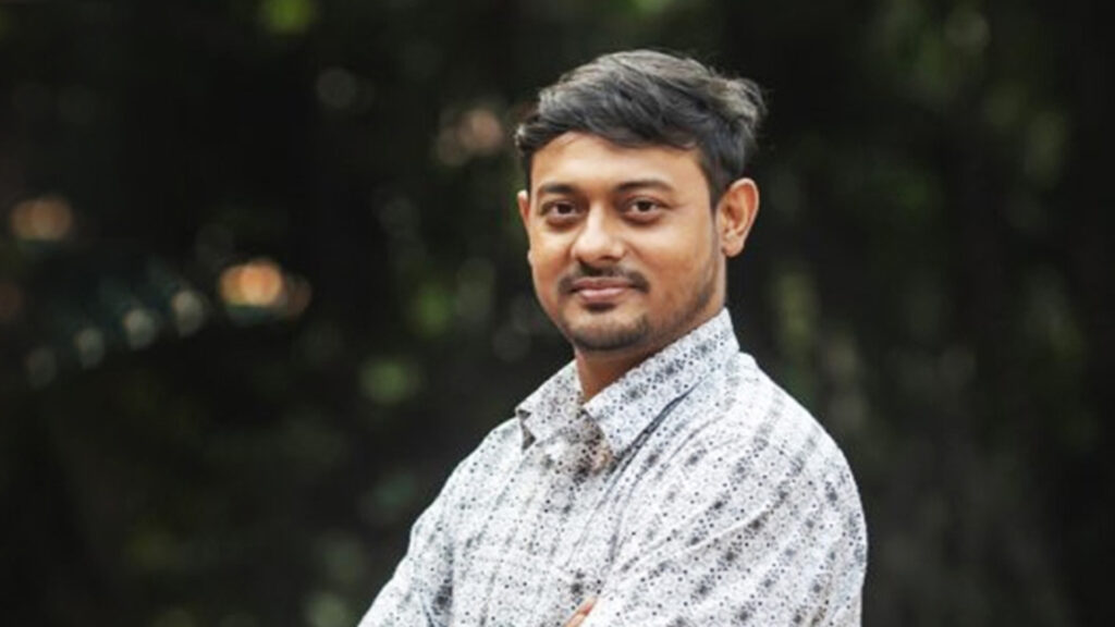 মির্জা আব্বাসকে ভয়ভীতি দেখানোর অভিযোগ, নাসীরুদ্দীন পাটওয়ারীর বিরুদ্ধে মামলার আবেদন