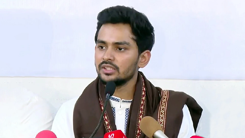 অন্তর্বর্তী সরকারকে ২০২৯ সাল পর্যন্ত ক্ষমতায় রাখতে স্ট্রাটেজি সাজিয়েছিলো ডিপস্টেট: আসিফ