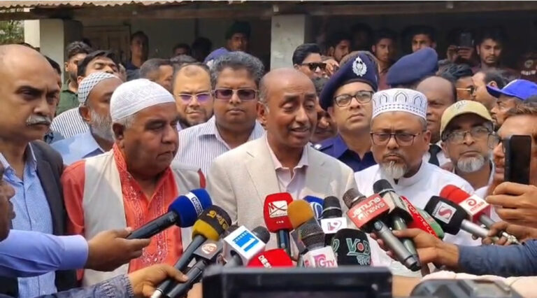 এনসিপি নেতারা গণভোট নিয়ে অর্ধেক বুঝেছেন: আইনমন্ত্রী