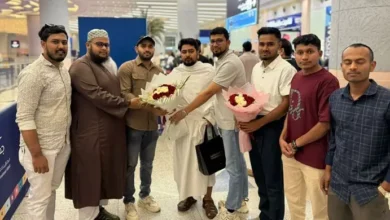 ওমরাহ করতে সৌদি আরবে পৌঁছেছেন নাহিদ ইসলাম