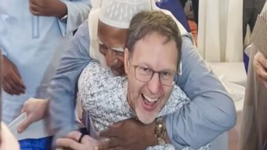 কূটনীতিককে জড়িয়ে ধরায় জামায়াত আমিরকে ট্রল, দল বলছে ‘হৃদ্যতা’