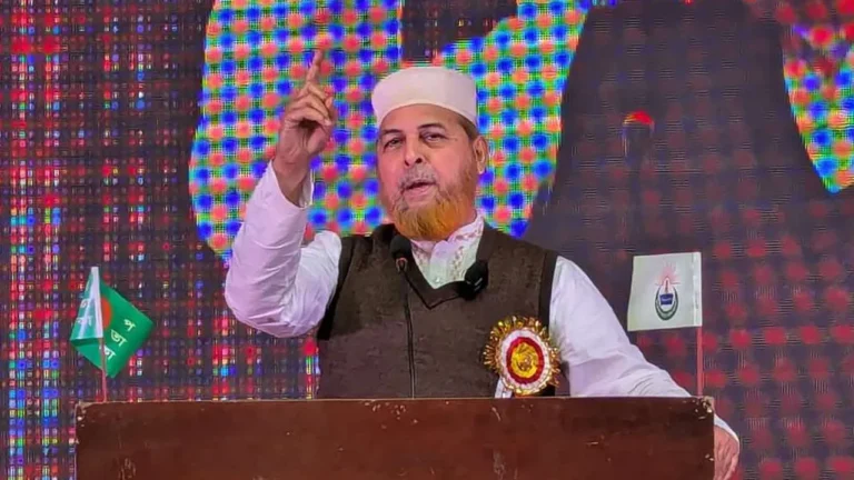 জুলাই চেতনা বাস্তবায়নে সংবিধান পরিবর্তনের প্রয়োজন হলে, আমরা করবো: জামায়াত নেতা