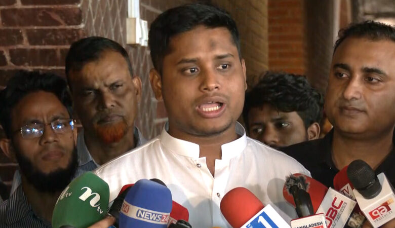 নির্বাচন, গণভোট ও ঐকমত্য কমিশন নিয়ে দ্বিচারিতা করা হয়েছে: হাসনাত আব্দুল্লাহ