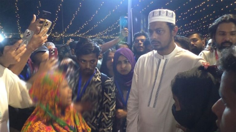 পাটোয়ারীর কাছে ধর্ষণের বিচার চাইলেন নির্যাতিতা