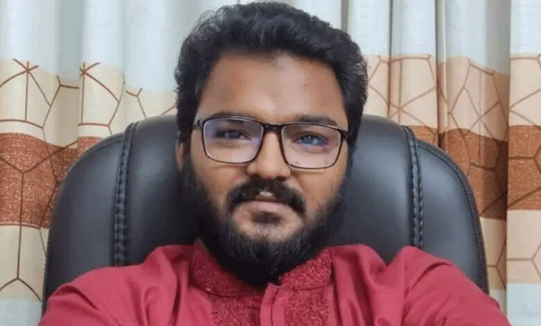 রাষ্ট্রপতির অপসারণের আন্দোলন থামাতে কল দিয়েছিলেন নাহিদ-মাহফুজ: ফারুক