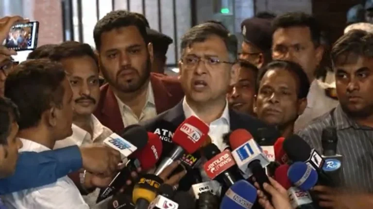 রাষ্ট্রপতির কাছেই শপথ নিয়েছিলেন, তাহলে এখন বিরোধিতা কেন: স্বরাষ্ট্রমন্ত্রী