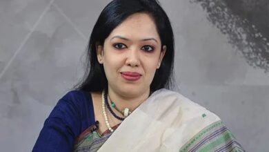 সংরক্ষিত নারী আসনের নির্বাচনে কোনো জোটে নেই রুমিন ফারহানা