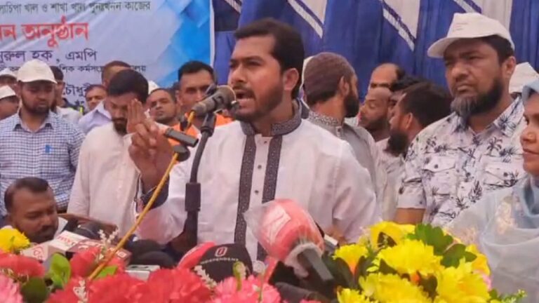 সম্পদশালী কেউ যেন চরের জমি না পায়: নুরুল হক