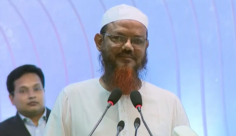 স্বাধীনভাবে কথা বলতে দিলেই ওলামায়ে কেরামদের সম্মান বেশি হবে: ফয়জুল করীম