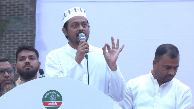 ‘নির্বাচনে ভোট ডাকাতি ও ইঞ্জিনিয়ারিং হয়েছে, বাংলাদেশে গণতান্ত্রিক সরকার নেই’