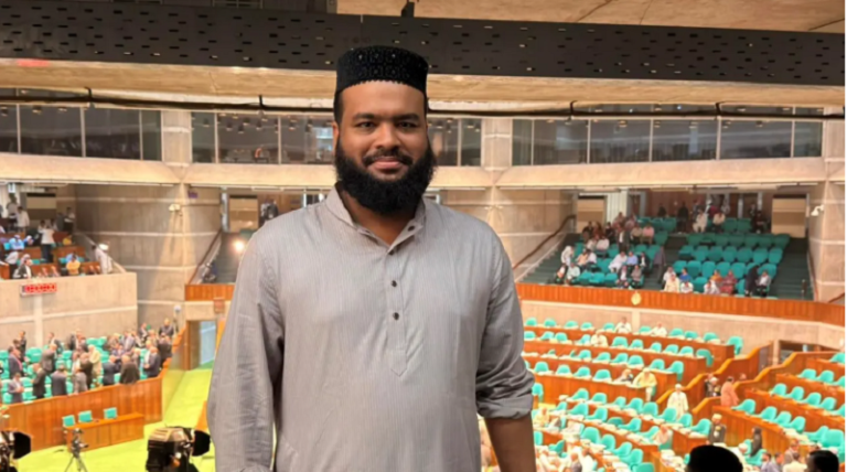 এনসিপি থেকে পদত্যাগ করেছেন দলটির কেন্দ্রীয় সদস্য আরজু