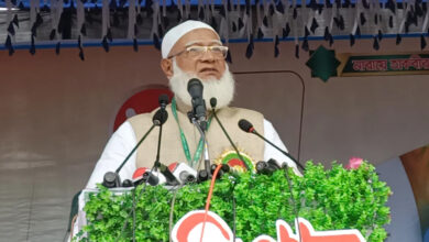 বিএনপির দ্বিমুখী অবস্থান: হাসিনা খারাপ, নীতি ভালো