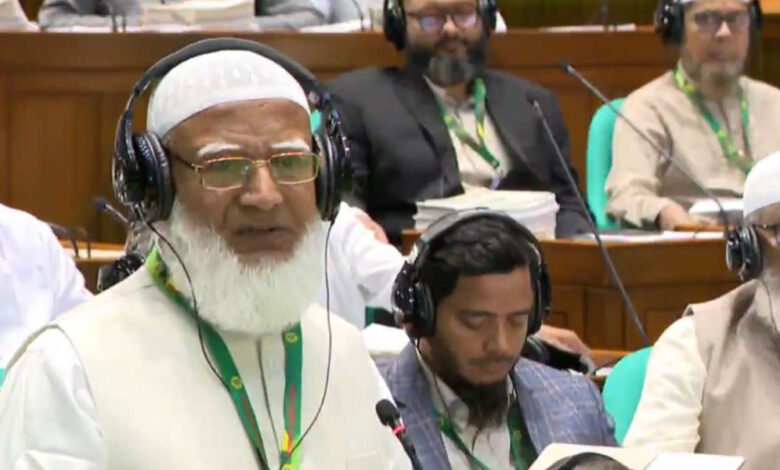 স্বরাষ্ট্রমন্ত্রী মিথ্যাকে সত্য হিসেবে চমৎকার পরিবেশন করতে পারেন: বিরোধীদলীয় নেতা